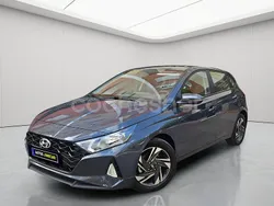 Gris / plata Usado 2022 Hyundai i20 Berlina | 15.990 € (Precio justo)