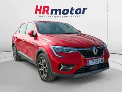 Rojo Usado 2022 Renault Arkana Zen SUV | 20.250 € (Precio justo)