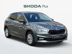 Gris / plata Usado 2025 Skoda Fabia Selection Berlina | 19.999 € (Precio justo)