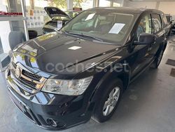 Negro Usado 2011 Fiat Freemont Urban SUV | 9600 € (Caro)