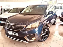 Azul Usado 2017 Peugeot 5008 Allure Monovolumen | 16.400 € (Precio justo)