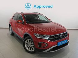 Rojo Usado 2023 VW T-Roc Life SUV | 25.995 € (Precio justo)
