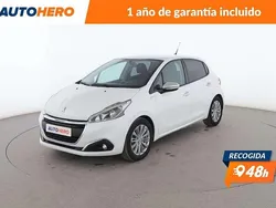 Blanco Usado 2017 Peugeot 208 Style Utilitario | 8499 € (Precio justo)