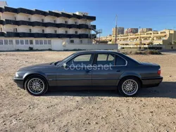Gris / plata Usado 2000 BMW 740 Berlina | 10.000 €