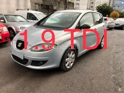 Gris / plata Usado 2005 Seat Altea Reference Monovolumen | 5900 € (Precio justo)