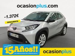Gris Usado 2024 Toyota Aygo Play Utilitario | 14.600 € (Precio justo)