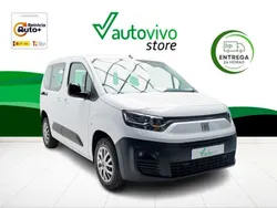 Blanco Usado 2024 Fiat Doblò Feel Monovolumen | 22.900 € (Caro)
