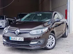 Marrón Usado 2015 Renault Mégane III LIMITED Utilitario | 6995 € (Precio justo)