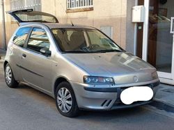 Plateado Usado 2003 Fiat Punto Active Utilitario | 2500 € (Caro)