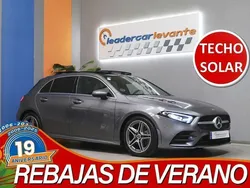 Gris Usado 2019 Mercedes A180 AMG line Berlina | 26.900 € (Precio justo)