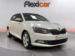 Blanco Usado 2016 Skoda Fabia Ambition Berlina | 9590 € (Precio justo)