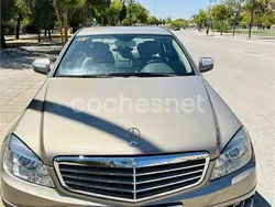 Beige Usado 2008 Mercedes C220 Elegance Berlina | 9400 € (Un poco caro)