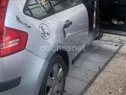 Gris / plata Usado 2006 Citroën C4 Exclusive Berlina | 3500 € (Un poco caro)