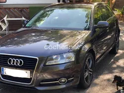 Gris / plata Usado 2011 Audi A3 Sportback Ambiente Berlina | 7200 € (Super precio)