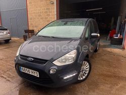 Violeta / lila Usado 2014 Ford S-MAX Limited Monovolumen | 7490 € (Buen precio)
