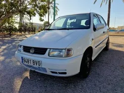 Blanco Usado 2002 VW Polo | 1800 €