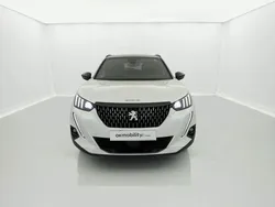 Blanco nacarado / negro Usado 2022 Peugeot 2008 GTi SUV | 16.550 € (Buen precio)