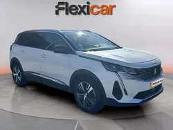 Blanco Usado 2022 Peugeot 5008 Allure Monovolumen | 21.590 € (Precio justo)
