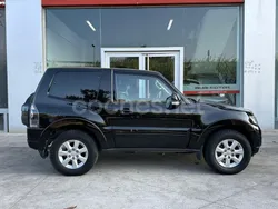 Negro Usado 2017 Mitsubishi Montero Spirit SUV | 30.999 € (Caro)