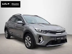 Gris Usado 2024 Kia Stonic SUV | 18.990 € (Un poco caro)