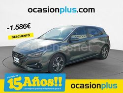 Gris / plata Usado 2022 Hyundai i30 Berlina | 16.950 € (Precio justo)