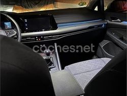 Gris / plata Usado 2021 VW Golf VIII Life Berlina | 18.890 € (Precio justo)