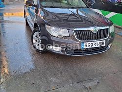 Negro Usado 2010 Skoda Superb Elegance Berlina | 5800 €