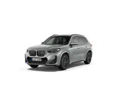 Spacesilber (metalizado) Usado 2024 BMW X1 Comfort Edition SUV | 45.900 € (Precio justo)