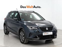 Gris Usado 2024 Seat Arona FR SUV | 20.900 € (Un poco caro)