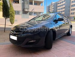 Gris / plata Usado 2015 Opel Astra Selective Berlina | 7870 € (Super precio)