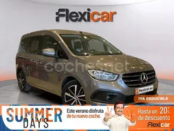 Gris / plata Usado 2023 Mercedes T180 Monovolumen | 27.590 € (Precio justo)