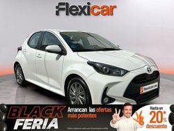 Blanco Usado 2024 Toyota Yaris Hybrid Active Berlina | 19.490 € (Precio justo)