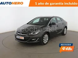 Gris Usado 2014 Opel Astra Excellence Berlina | 11.099 € (Precio justo)