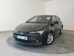 Negro Usado 2021 Toyota Corolla Business Edition Berlina | 14.400 € (Buen precio)