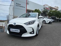 Blanco Usado 2022 Toyota Yaris Hybrid Active Berlina | 17.500 € (Buen precio)