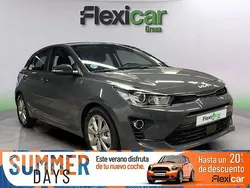 Gris Usado 2023 Kia Rio Berlina | 16.990 € (Precio justo)