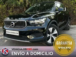 Negro Usado 2021 Volvo XC40 Momentum SUV | 29.500 € (Precio justo)