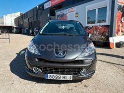 Gris / plata Usado 2012 Peugeot 207 Active Berlina | 5550 € (Precio justo)