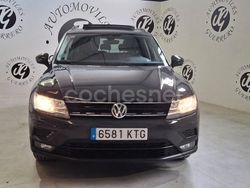 Gris / plata Usado 2019 VW Tiguan Edition SUV | 22.900 € (Precio justo)