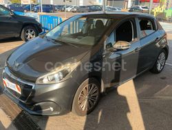 Gris / plata Usado 2016 Peugeot 208 Active Utilitario | 8850 € (Precio justo)