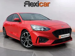 Rojo Usado 2020 Ford Focus ST-Line Berlina | 16.990 € (Precio justo)