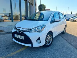 Blanco Usado 2017 Toyota Yaris Active Berlina | 6990 € (Super precio)