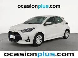 Blanco Usado 2023 Toyota Yaris Active Utilitario | 14.991 € (Precio justo)