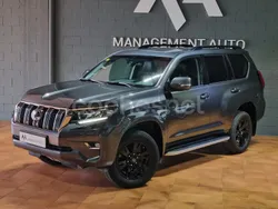 Gris / plata Usado 2015 Toyota Land Cruiser Limited SUV | 64.490 €