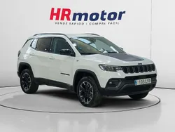 Blanco Usado 2022 Jeep Compass Trailhawk SUV | 20.990 € (Precio justo)