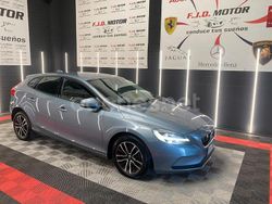Azul Usado 2017 Volvo V40 Momentum Familiar | 13.999 € (Un poco caro)
