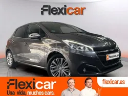 Gris / plata Usado 2018 Peugeot 208 Allure Utilitario | 9990 € (Precio justo)