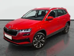 Rojo velvet metalizado Usado 2025 Skoda Karoq Selection SUV | 27.990 € (Caro)