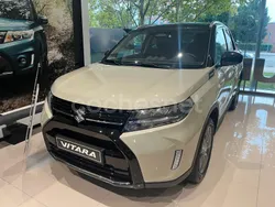Beige Nuevo 2024 Suzuki Vitara SUV | 24.950 €