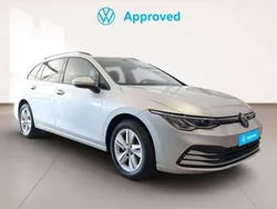 Plateado Usado 2024 VW Golf VIII Life Utilitario | 32.800 €
